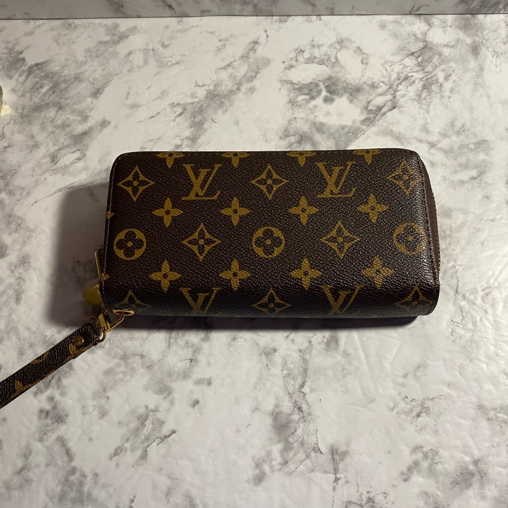 Brown Wallet Wristlet